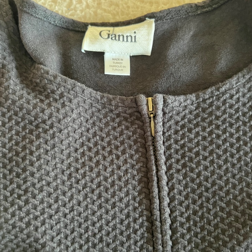 Ruffled jacket - Picture 4 of 4